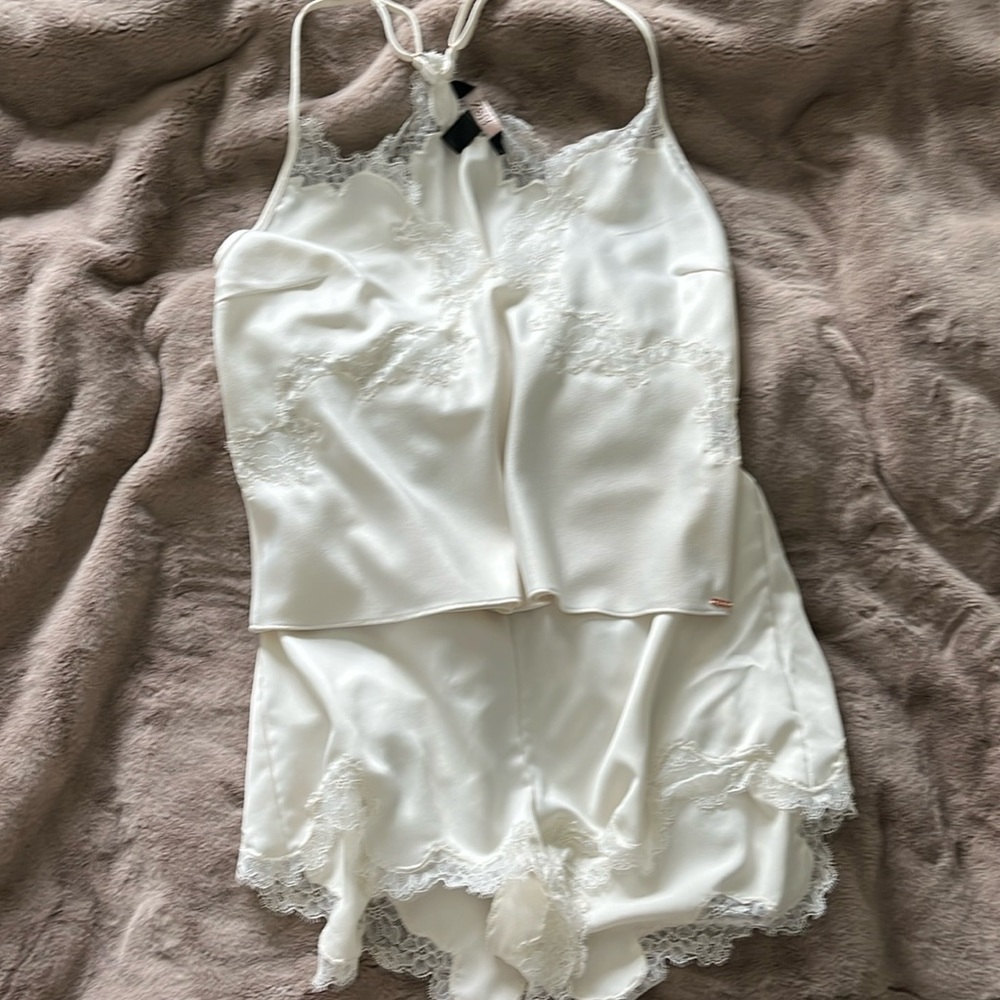 Noir Sleepset